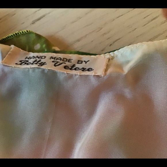 Betty Vetere wrap - Picture 3 of 3